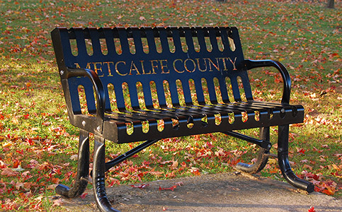 Metclafe County Lawn Bench